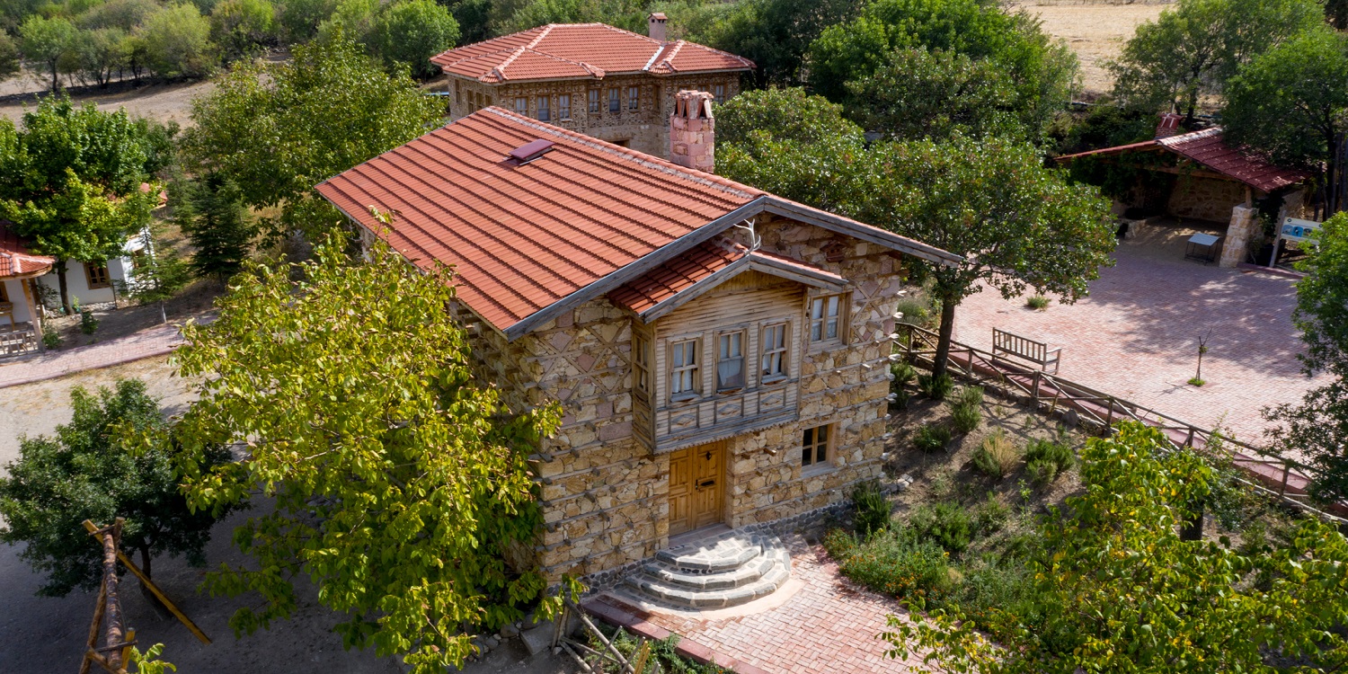 Nar Tanesi Oda | Yaşayan Köy Otel